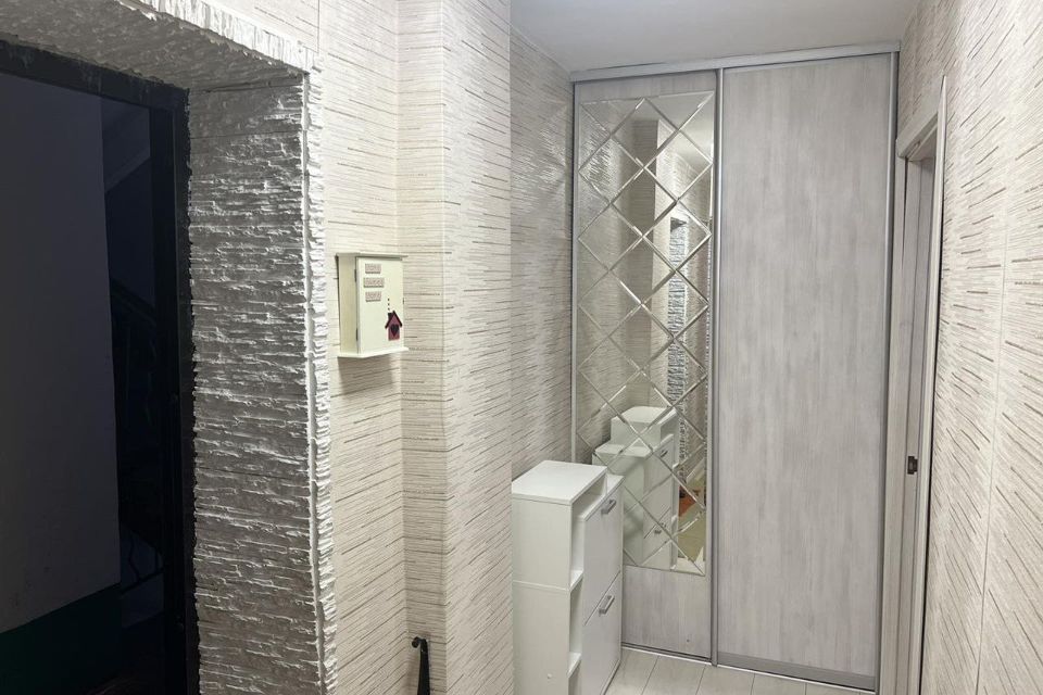 Продаётся 3-комнатная квартира, 55.7 м²