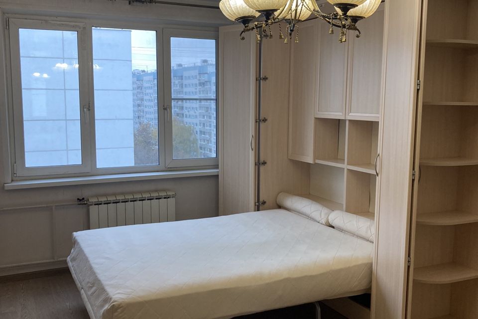 Продаётся 1-комнатная квартира, 35.7 м²