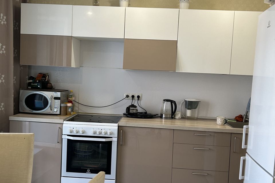 Продаётся 3-комнатная квартира, 94 м²