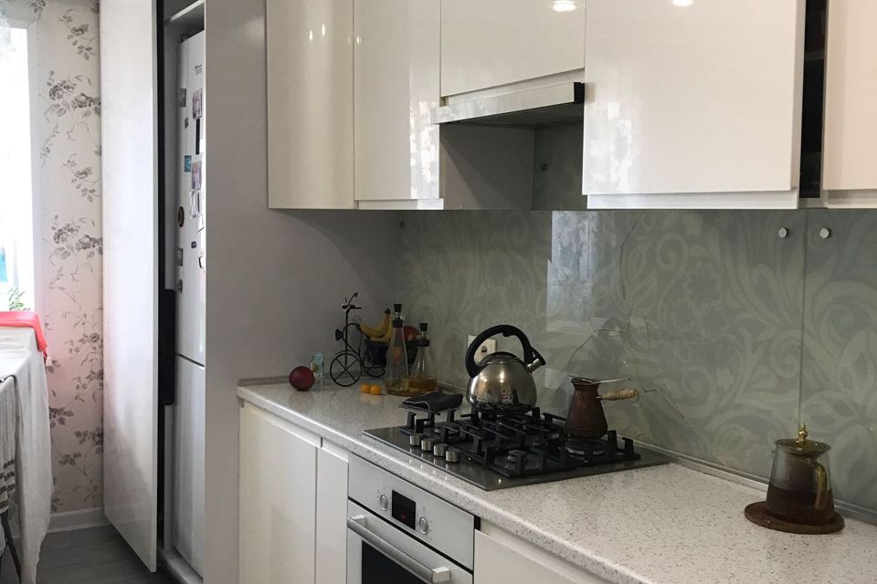 Продаётся 2-комнатная квартира, 64 м²