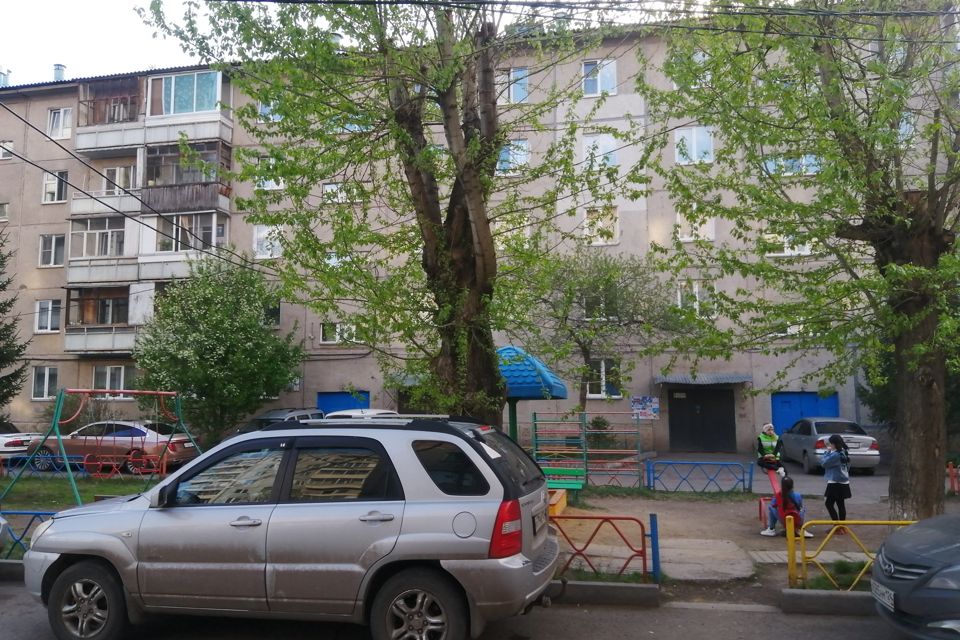 Продаётся 3-комнатная квартира, 65.8 м²