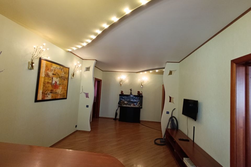 Продаётся 3-комнатная квартира, 76.5 м²