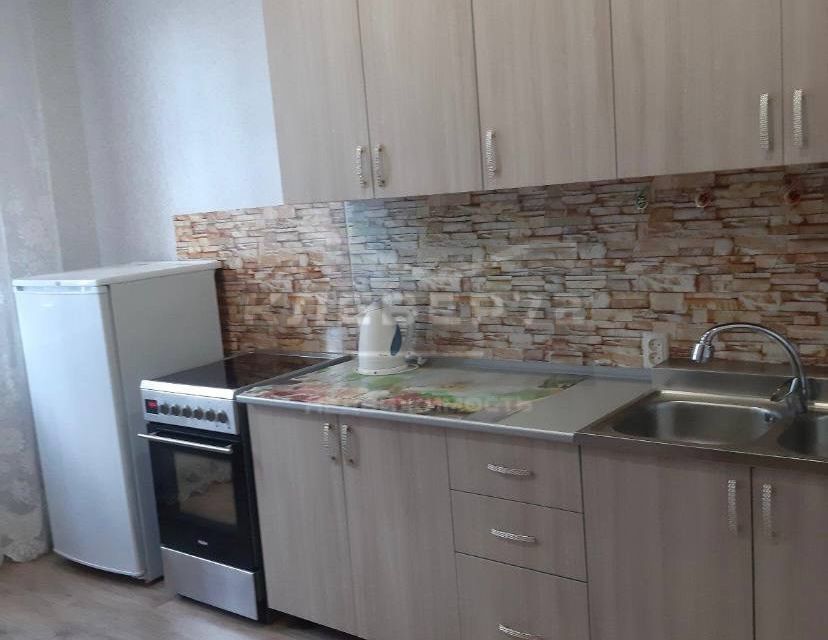 Сдаётся 2-комнатная квартира, 53 м²