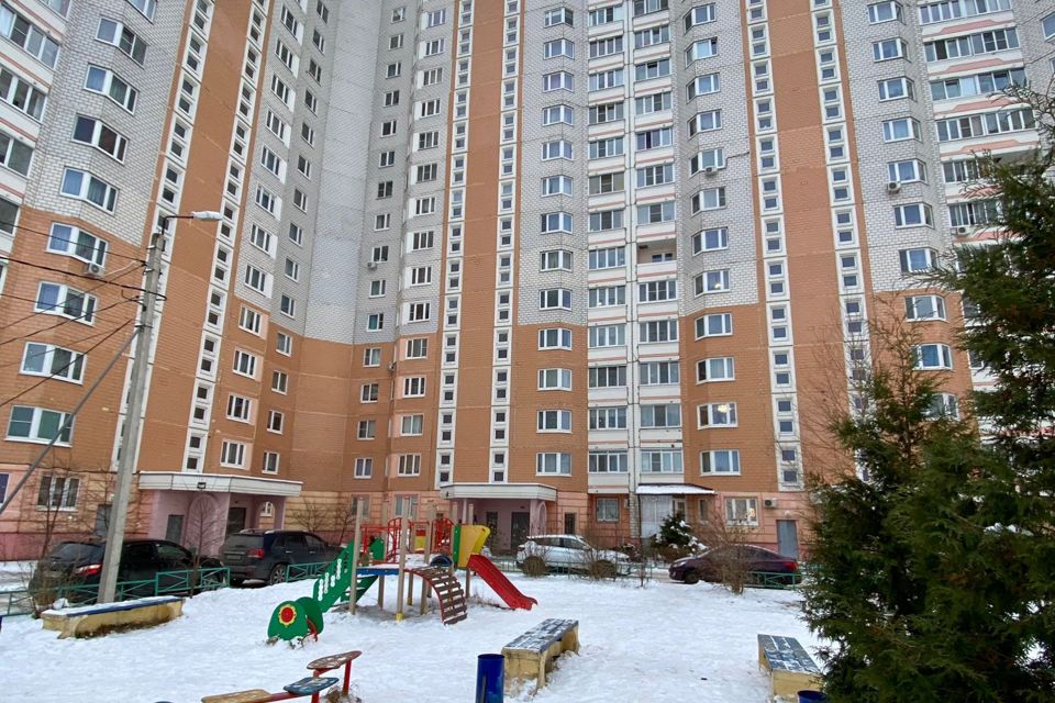 Продаётся 3-комнатная квартира, 100 м²