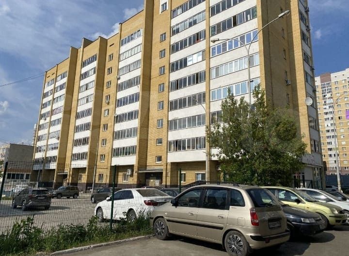 Продаётся 2-комнатная квартира, 65.2 м²