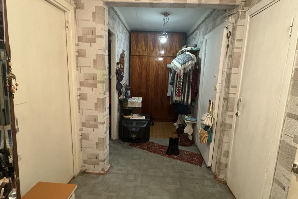 Продаётся 3-комнатная квартира, 57.4 м²