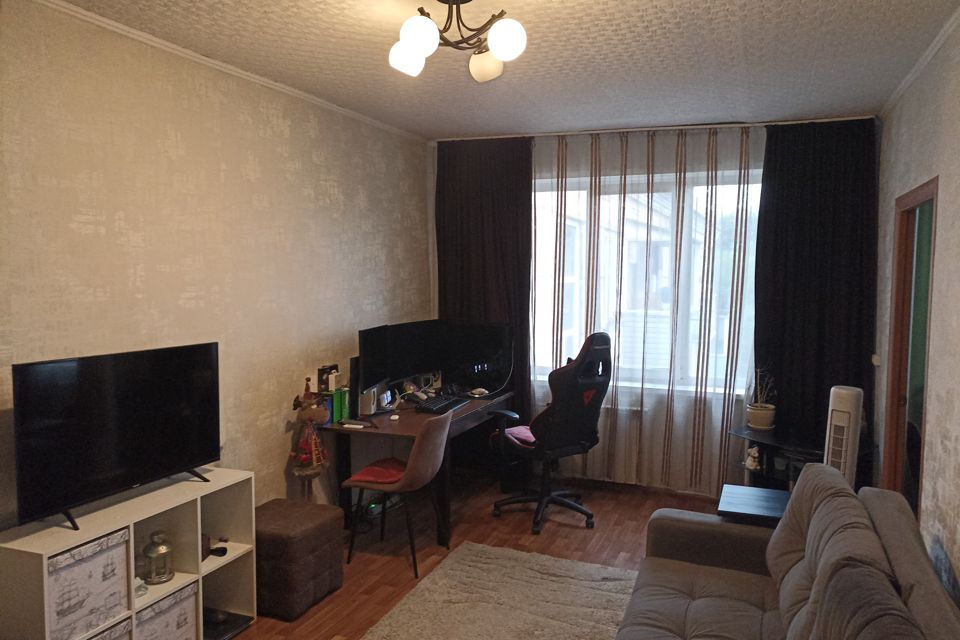 Продаётся 2-комнатная квартира, 42.2 м²