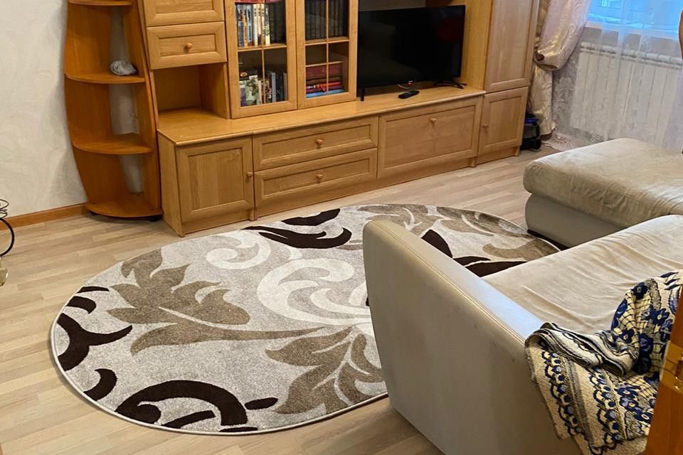 Продаётся 1-комнатная квартира, 46.2 м²