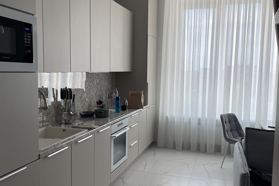 Продаётся 2-комнатная квартира, 84 м²