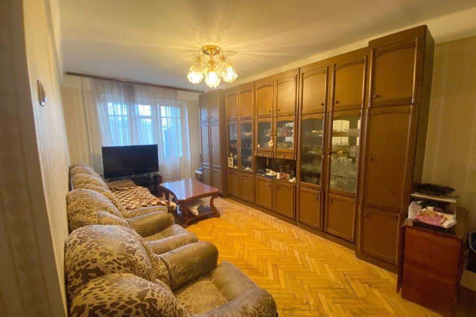 Продаётся 3-комнатная квартира, 60 м²
