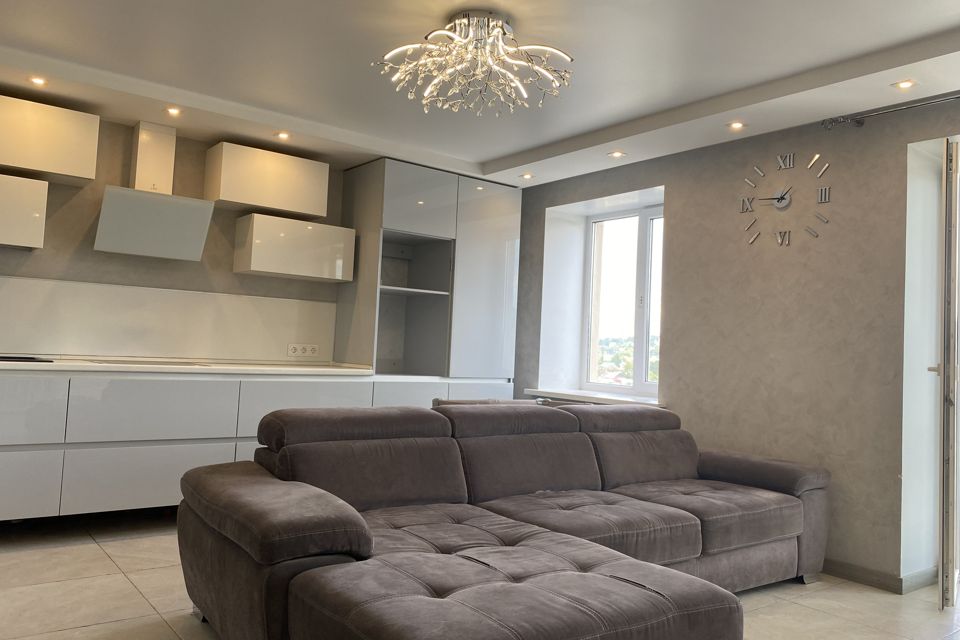 Продаётся 3-комнатная квартира, 65 м²