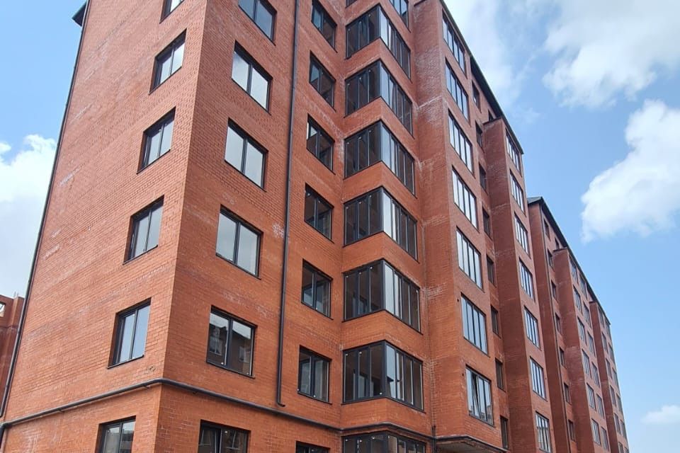 Продаётся 2-комнатная квартира, 69.5 м²