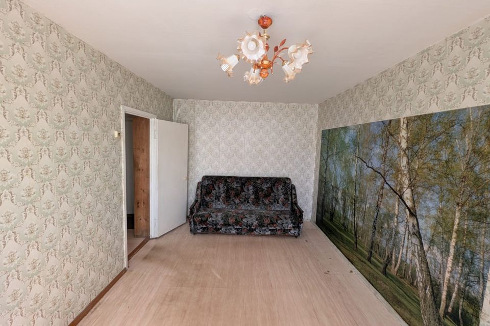 Продаётся 3-комнатная квартира, 51.7 м²