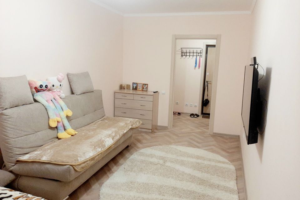 Продаётся 1-комнатная квартира, 43 м²