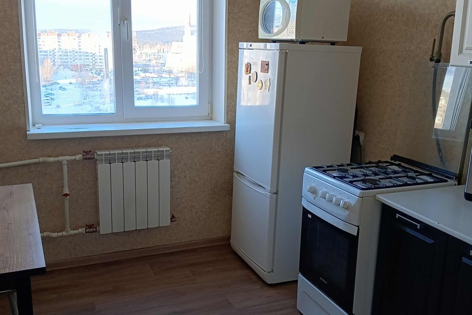 Продаётся 4-комнатная квартира, 90 м²