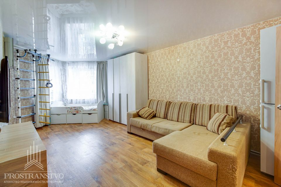 Продаётся 2-комнатная квартира, 59 м²