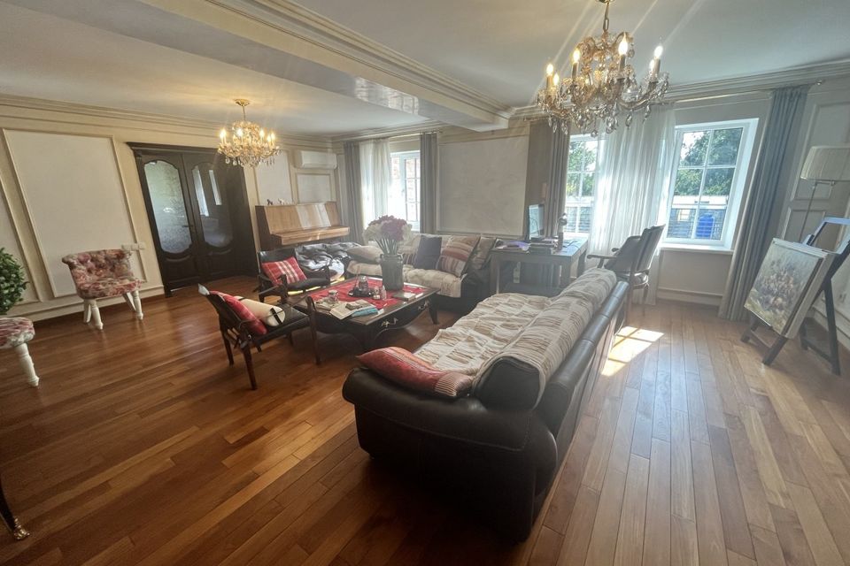 Продаётся 4-этажный дом, 537.9 м²