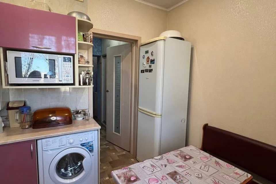 Продаётся 4-комнатная квартира, 67 м²