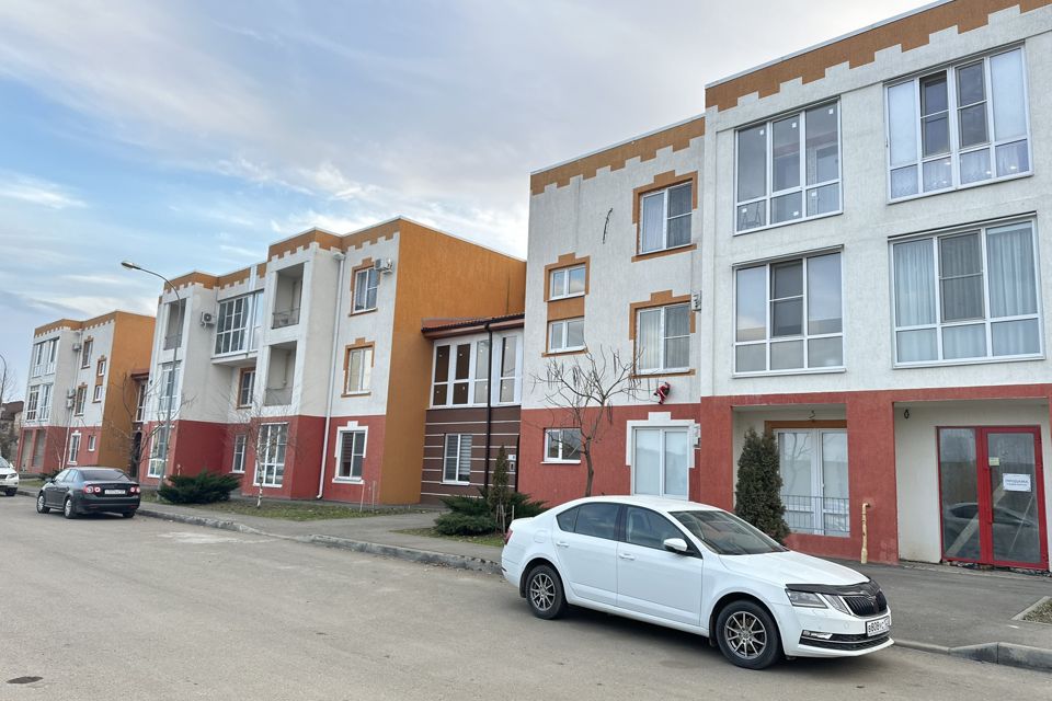 Продаётся 1-комнатная квартира, 42.9 м²