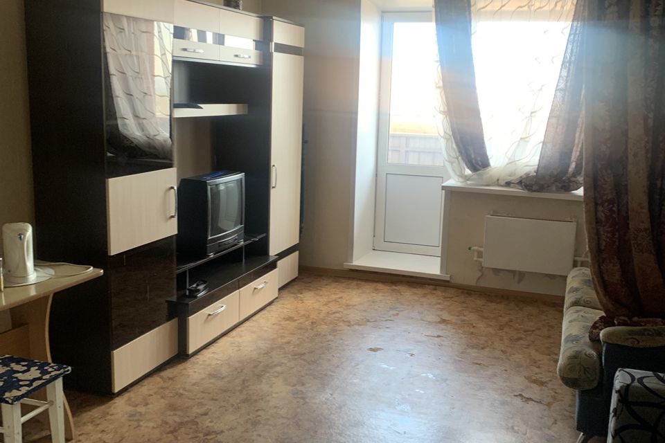 Сдаётся 1-комнатная квартира, 38 м²