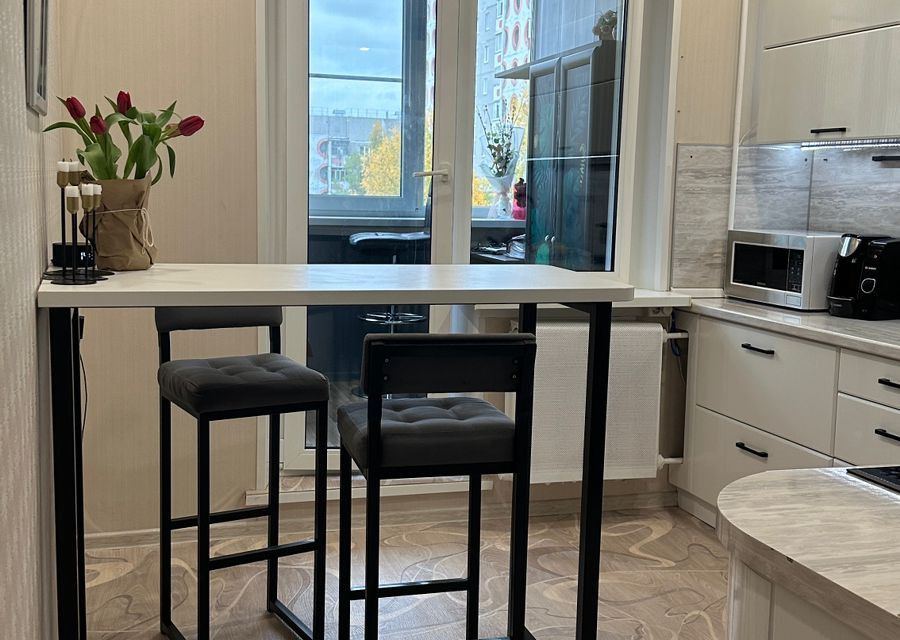 Продаётся 4-комнатная квартира, 77.5 м²