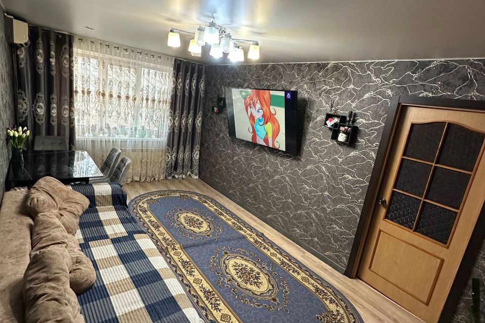 Продаётся 3-комнатная квартира, 63.3 м²