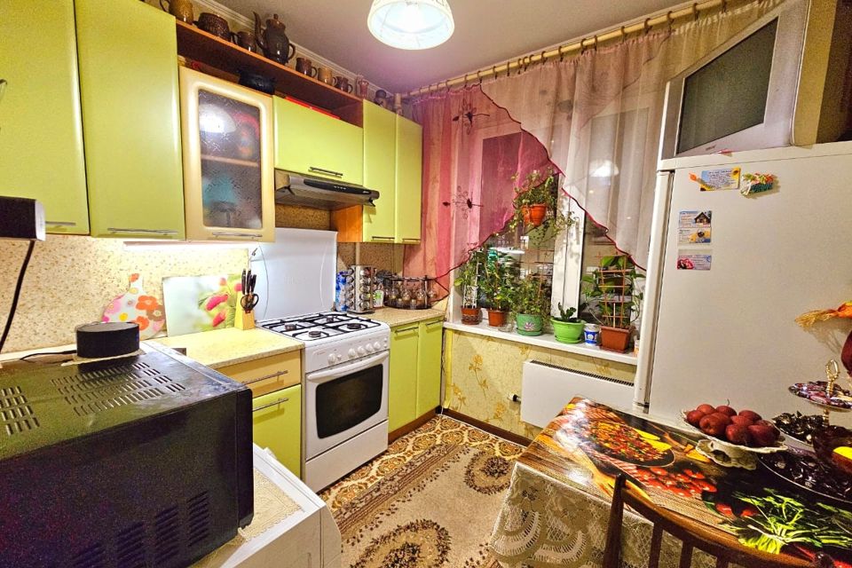 Продаётся 3-комнатная квартира, 58.5 м²