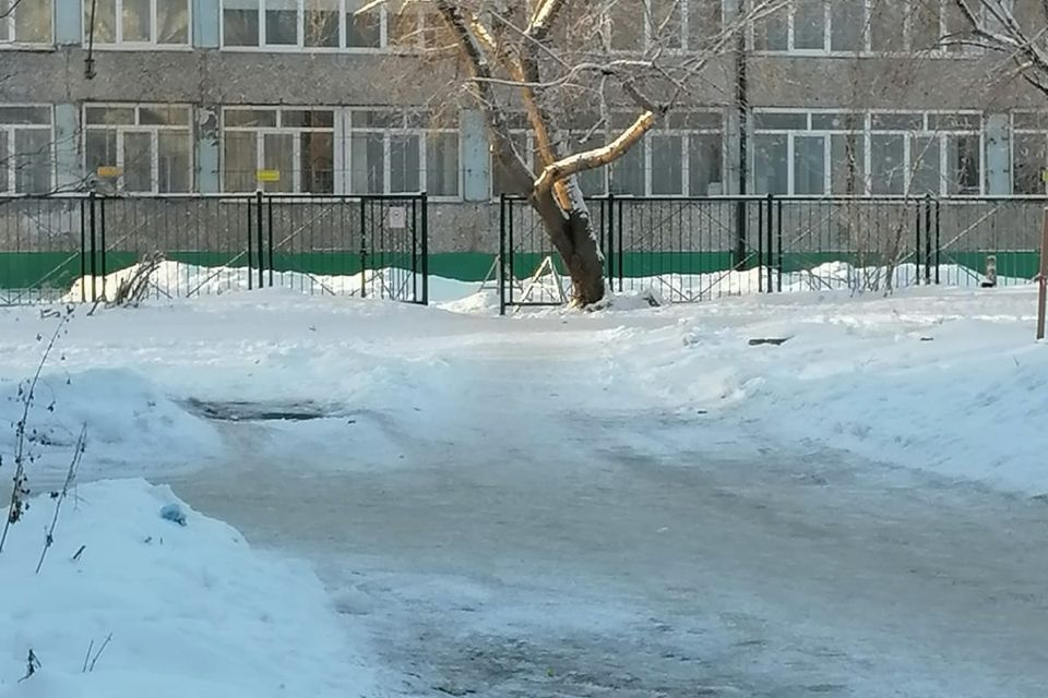 Продаётся 3-комнатная квартира, 65.1 м²