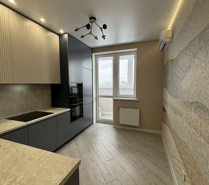 Продаётся 2-комнатная квартира, 60.8 м²