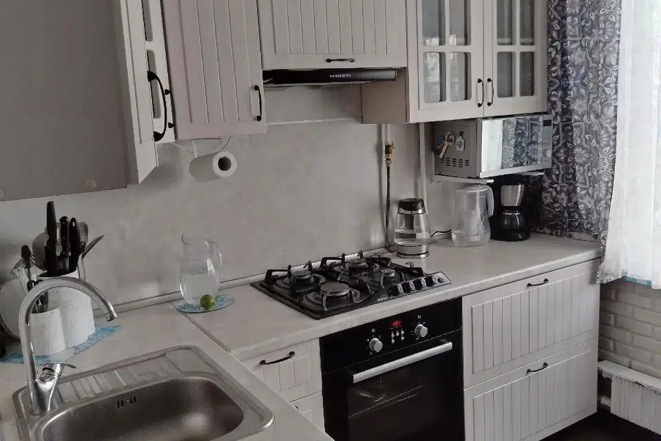 Продаётся 4-комнатная квартира, 62.6 м²