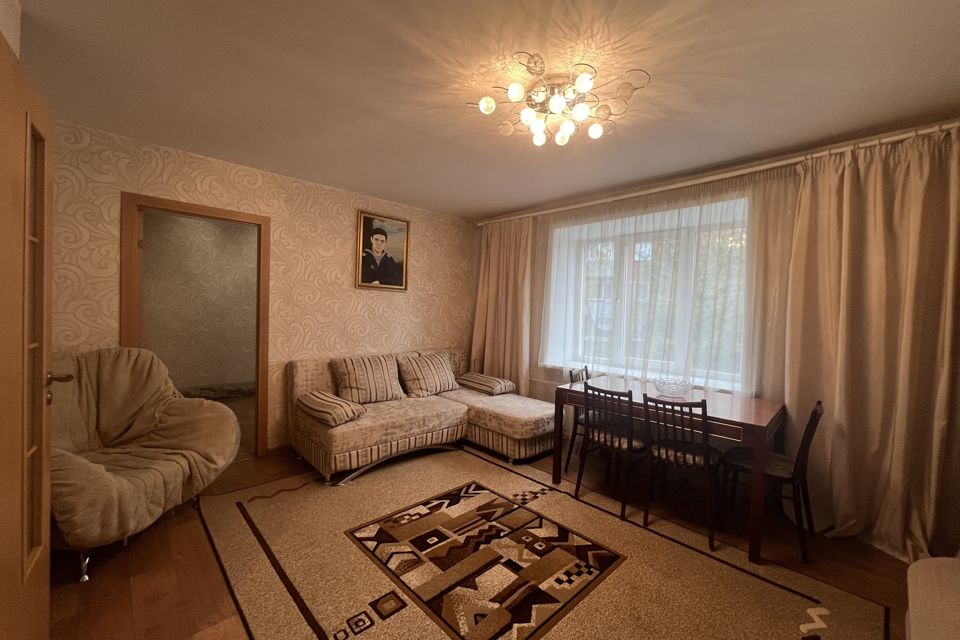 Продаётся 4-комнатная квартира, 86 м²