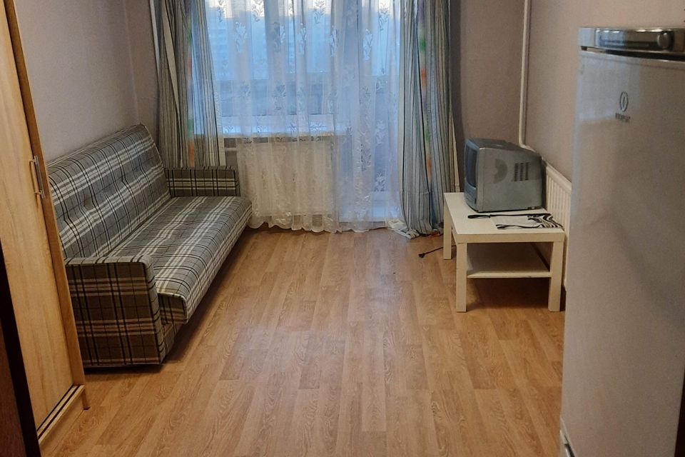 Продаётся комната в 4-комн. квартире, 12 м²