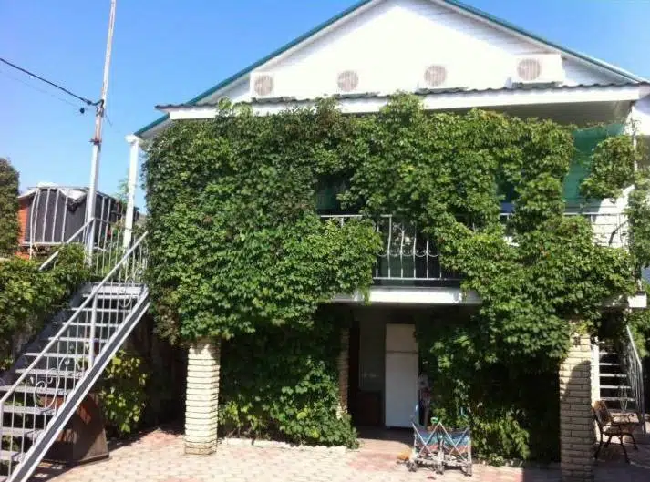 Продаётся 3-этажный дом, 210 м²