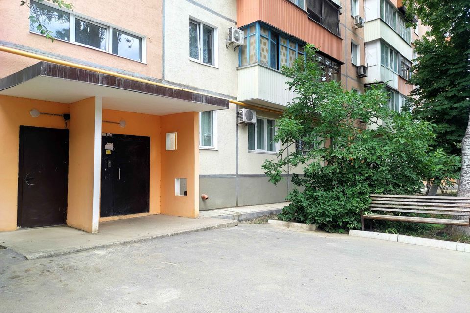 Продаётся 3-комнатная квартира, 56.1 м²