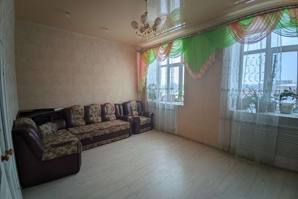 Продаётся 2-комнатная квартира, 62.5 м²