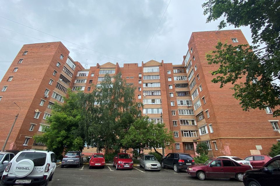 Продаётся 3-комнатная квартира, 60 м²