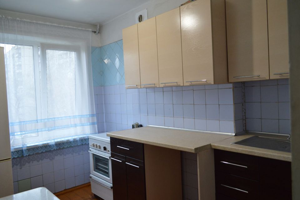 Продаётся 3-комнатная квартира, 62.3 м²