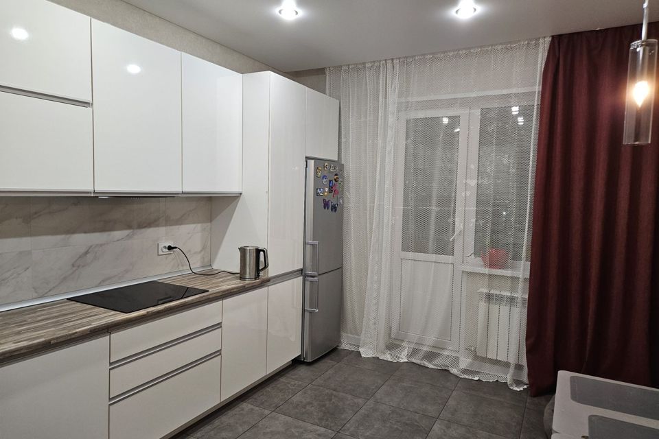 Продаётся 3-комнатная квартира, 97 м²