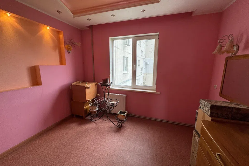 Продаётся 4-комнатная квартира, 86 м²