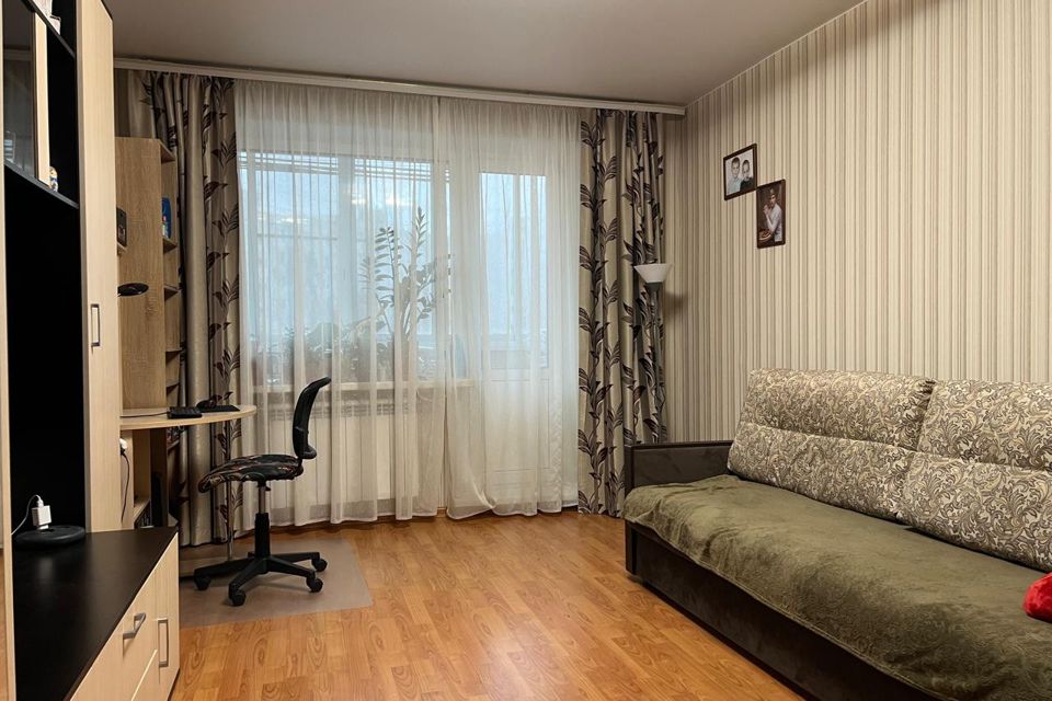 Продаётся 1-комнатная квартира, 38 м²