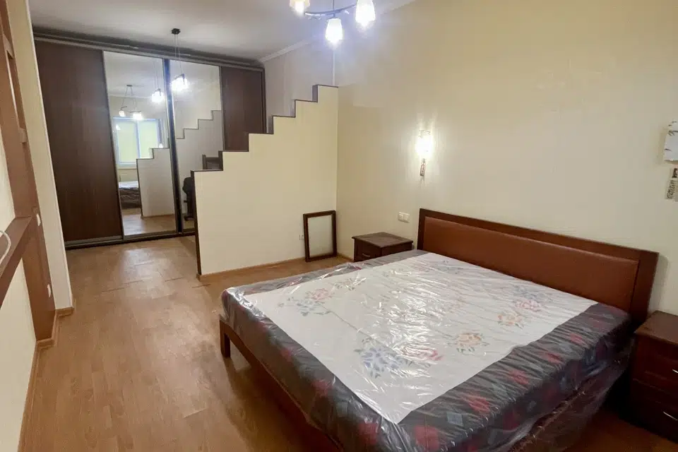 Продаётся 2-комнатная квартира, 80 м²