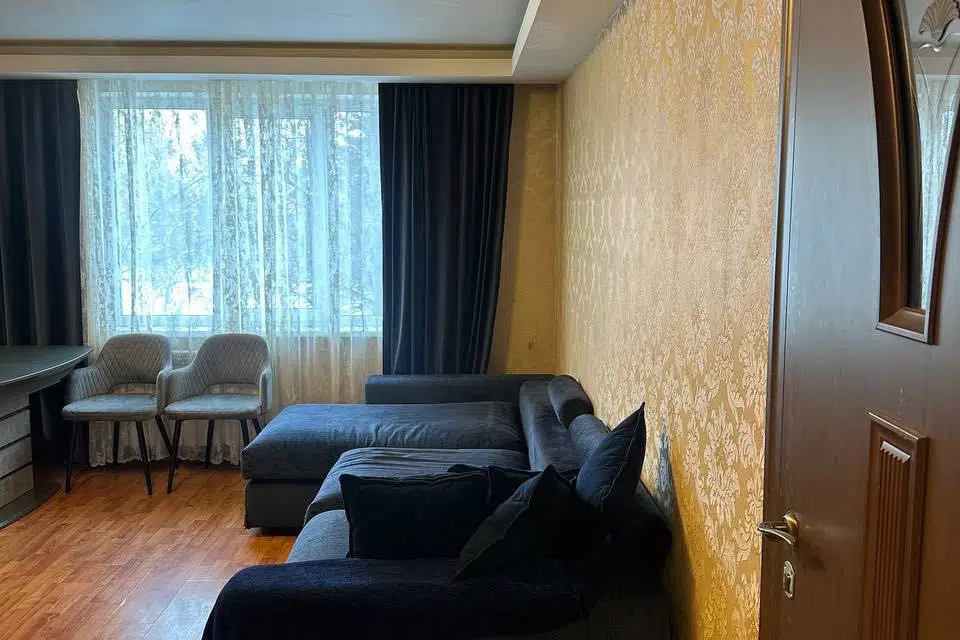 Продаётся 3-комнатная квартира, 63.9 м²