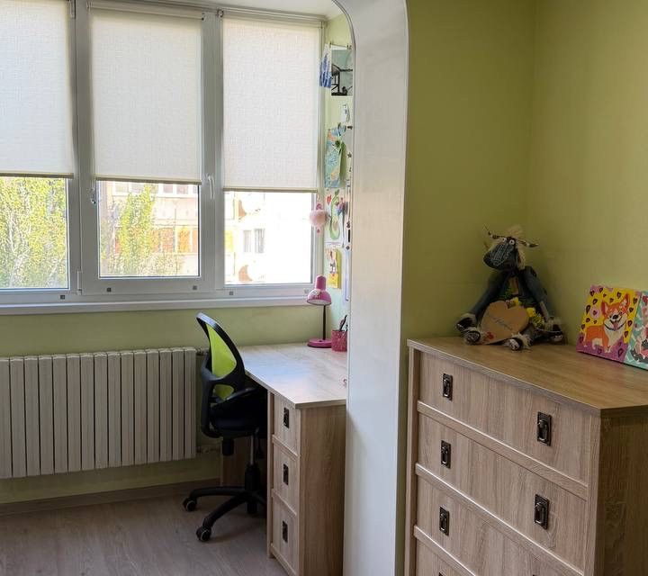Продаётся 3-комнатная квартира, 65 м²