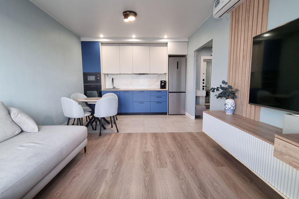Продаётся 2-комнатная квартира, 56.3 м²
