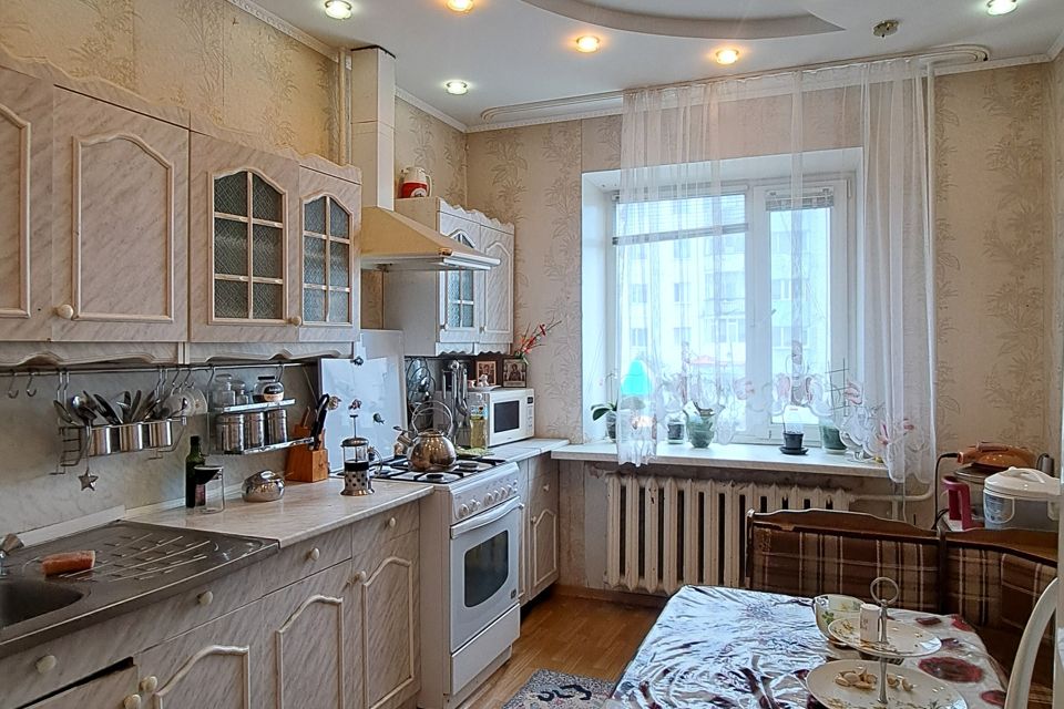 Продаётся 4-комнатная квартира, 85.6 м²