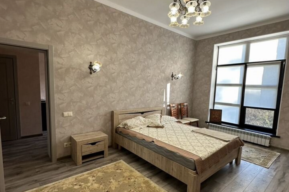 Продаётся 1-комнатная квартира, 41.3 м²