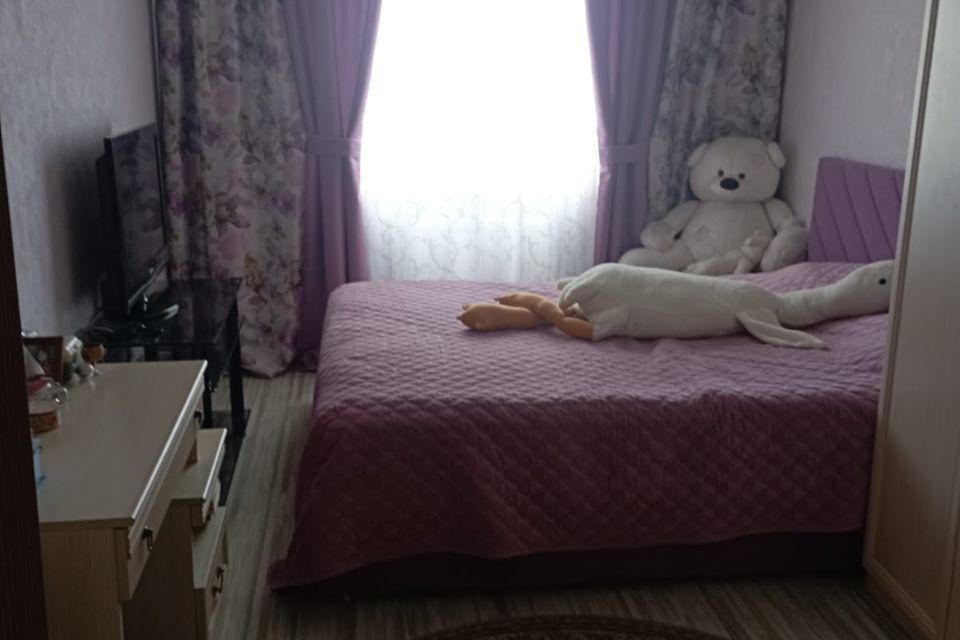 Продаётся 3-комнатная квартира, 57.2 м²