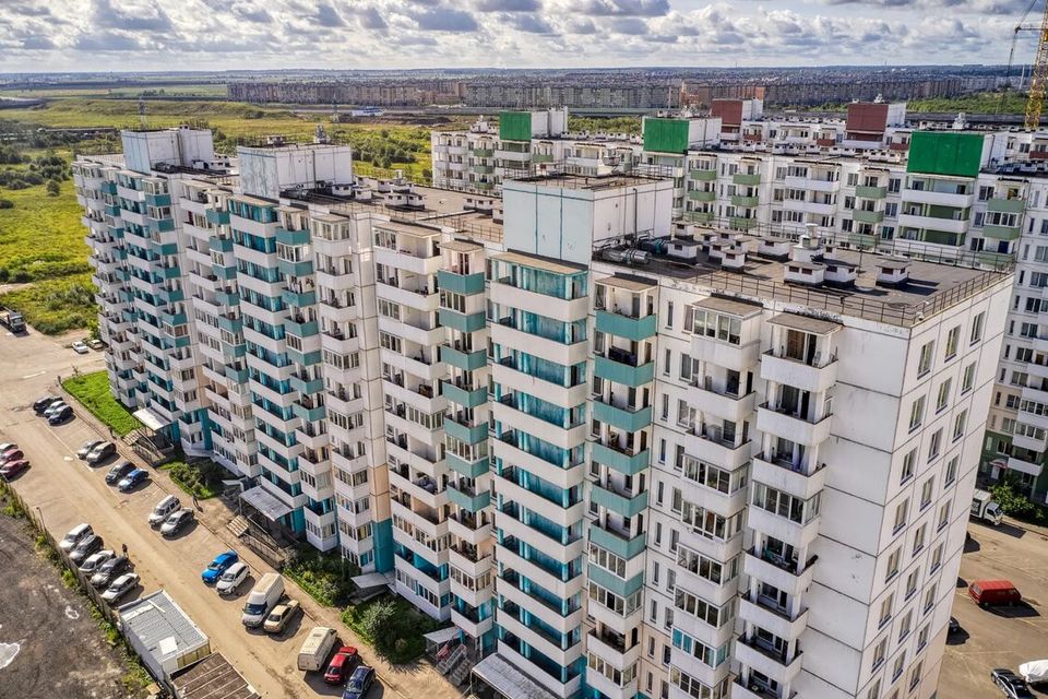 Продаётся 1-комнатная квартира, 42 м²
