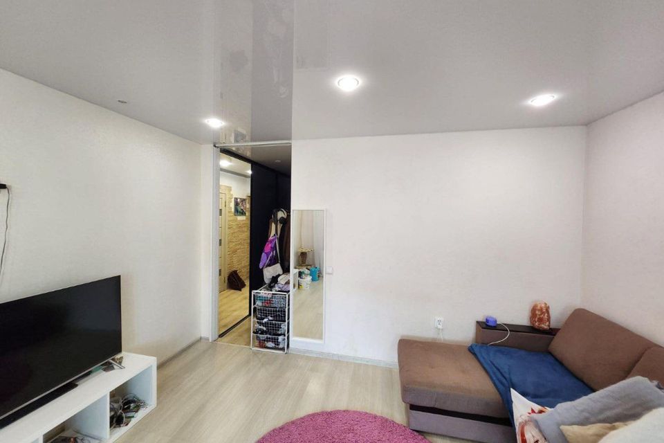 Продаётся 1-комнатная квартира, 40.2 м²