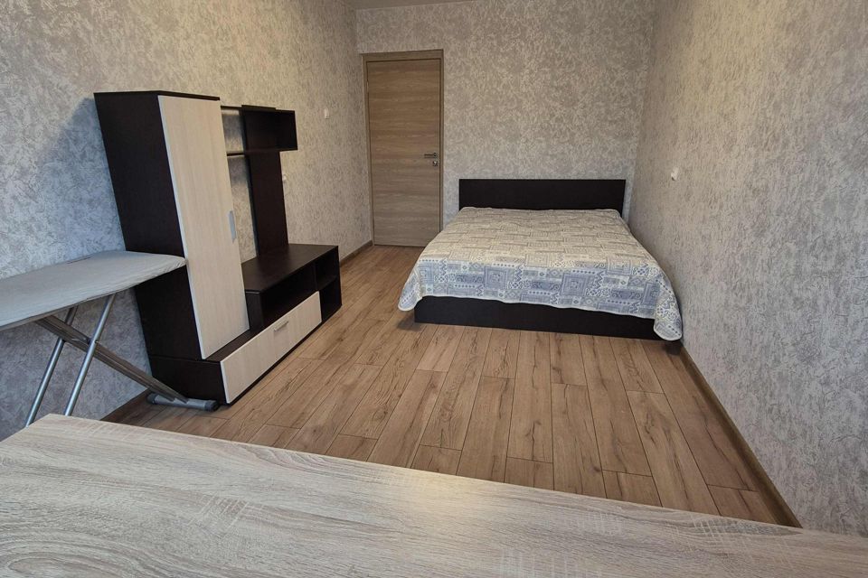 Продаётся комната в 3-комн. квартире, 13.6 м²